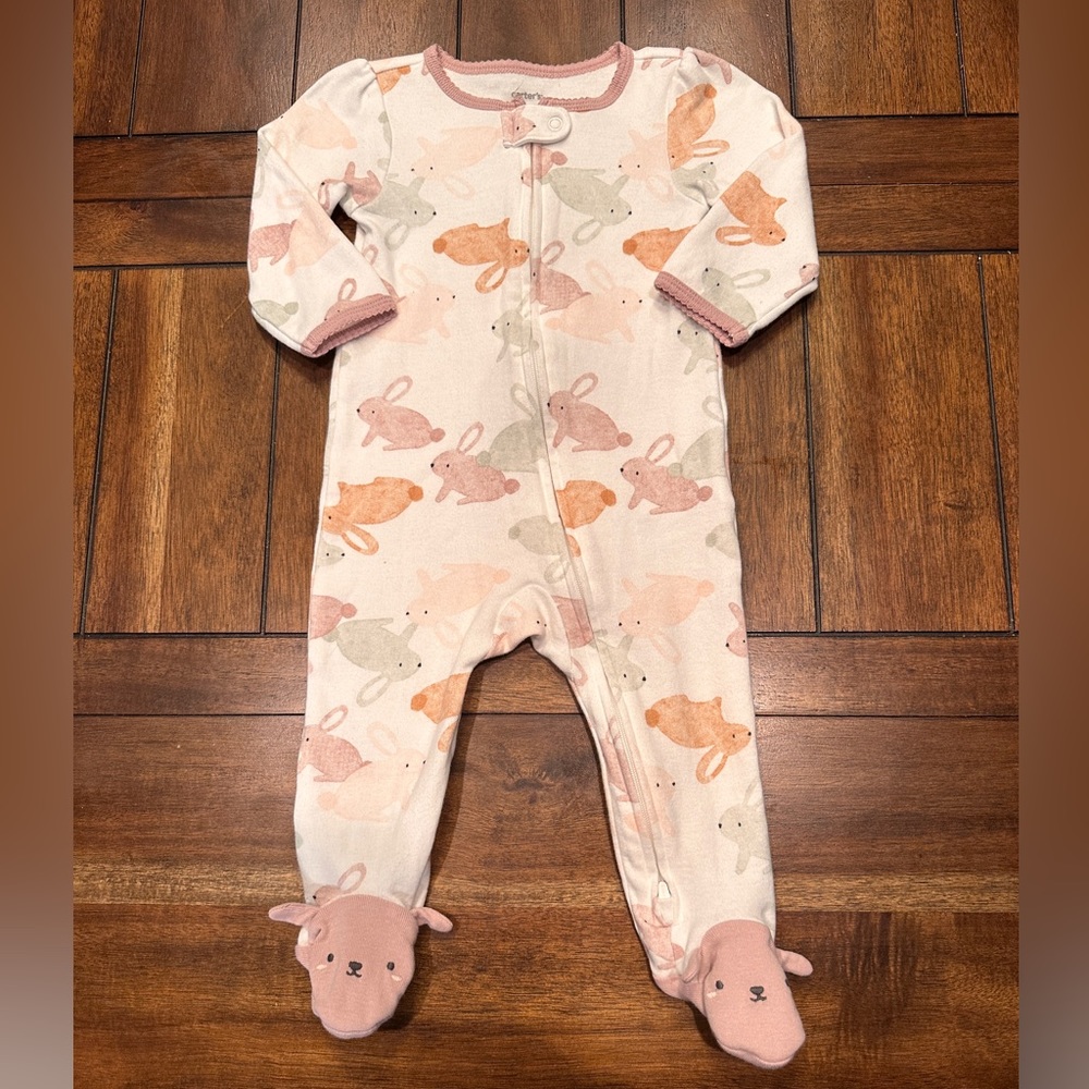 Like New! Footsie sz 9 months